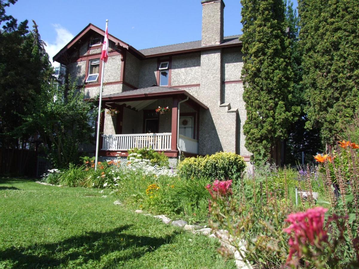 Bed and Breakfast Stirling House Kelowna Exterior foto